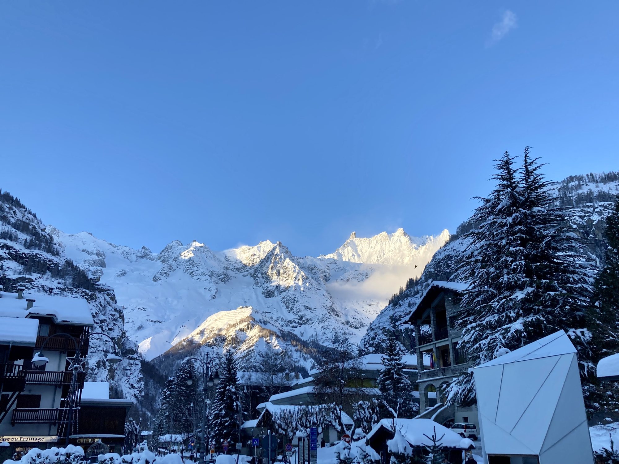 Courmayeur: the village