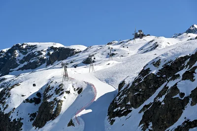 Alpe d'Huez: village and slopes, photo 4