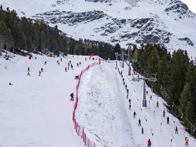 Bormio: village and slopes, photo 2