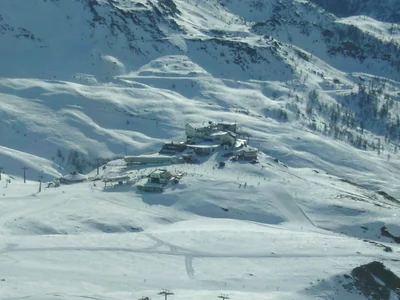 Cervinia: village and slopes, photo 1