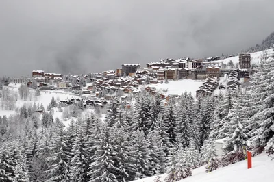 Courchevel: aldeia e pistas, foto 1
