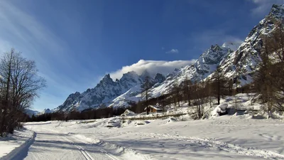 Courmayeur: village and slopes, photo 2