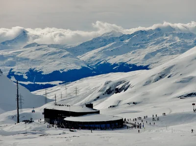Laax: village and slopes, photo 1