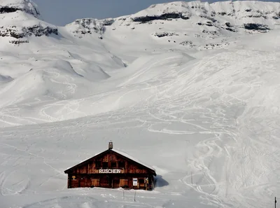 Laax: village and slopes, photo 4