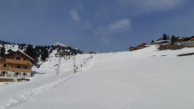 Lech-Oberlech: village and slopes, photo 2