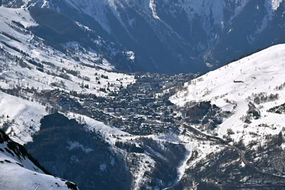 Les Deux Alpes: village and slopes, photo 2