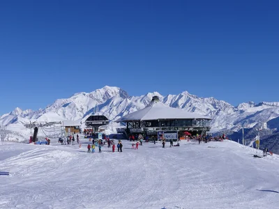 Les Saisies: village and slopes, photo 1