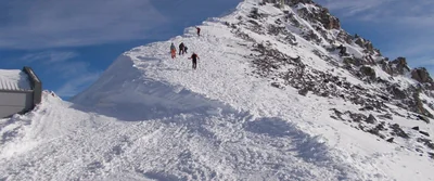 Passo Tonale: village and slopes, photo 3