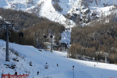 Saas-Fee: aldeia e pistas, foto 3