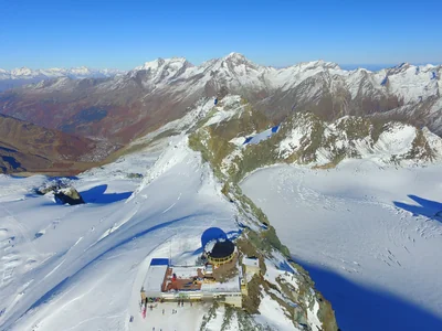 Saas-Fee: aldeia e pistas, foto 4
