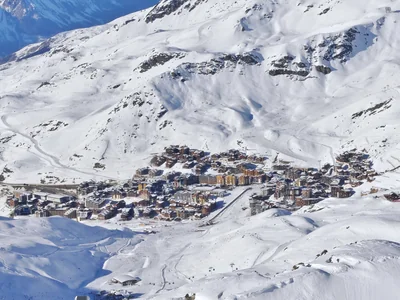Val Thorens: village and slopes, photo 1