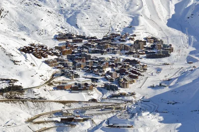 Val Thorens: village and slopes, photo 2
