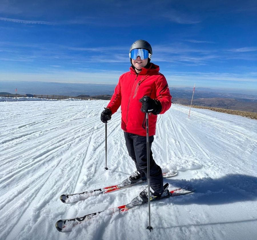 João, founder of SkiRouter, skiing